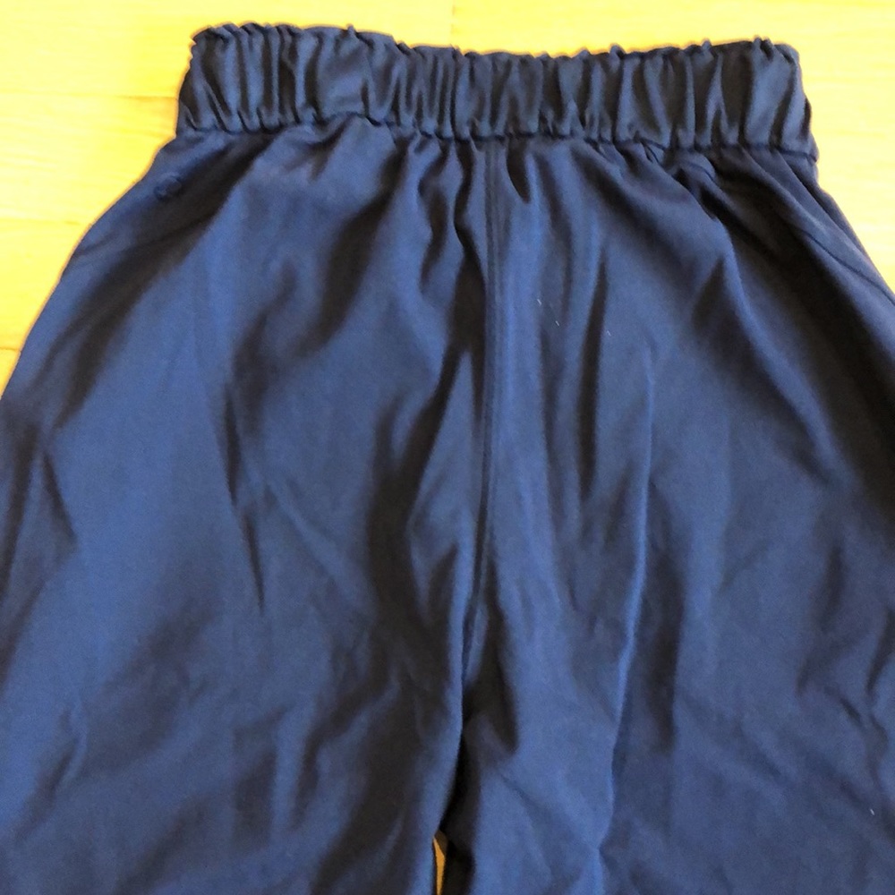 Lululemon On The Fly True Navy Pants - Picture 4 of 4
